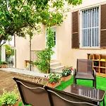 Mare - Ciclabile Giardino E Parcheggio Gratuito アパート サンレモ